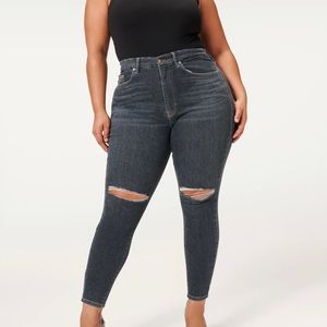 NWOT Good American always fits skinny jeans